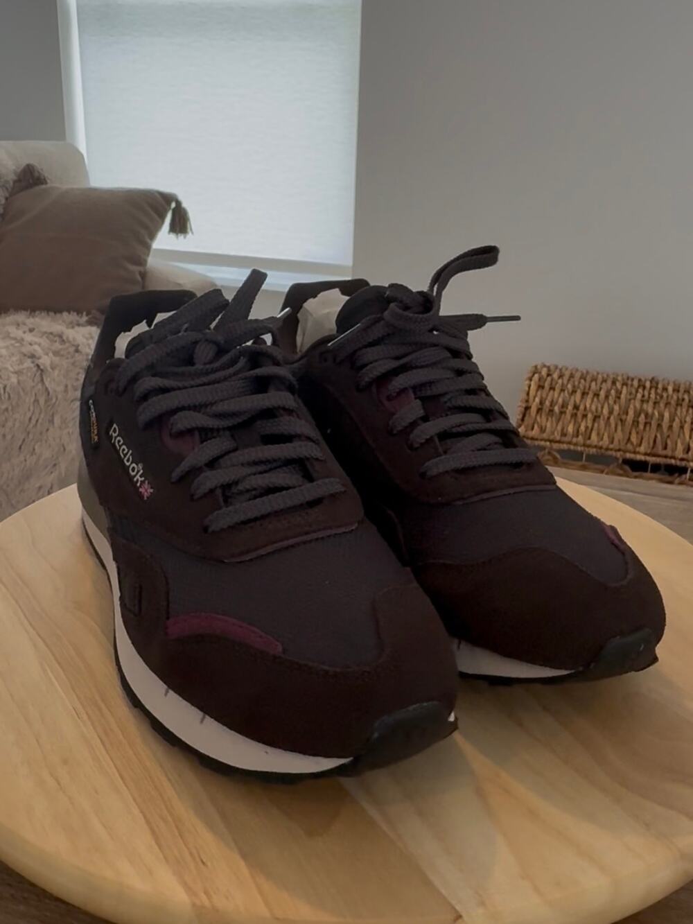 Reebok Classic Nylon 89 Washed Black Cherry Suede Sneakers Men's Size 10.5